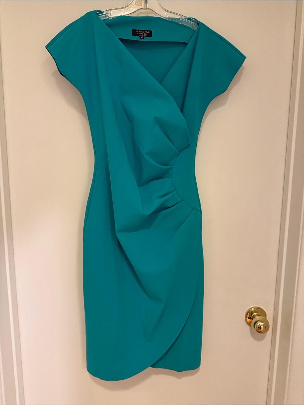Chiara Boni Cap-Sleeve Sheath Dress